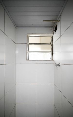 Casa à venda com 140m², 6 quartos e 1 vaga Casa à venda com 140m², 6 quartos e 1 vagaCasa 1 - Banheiro