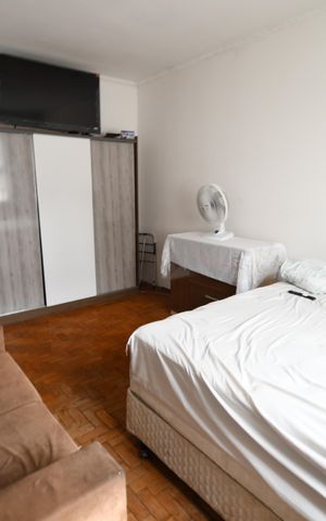 Casa para alugar com 245m², 2 quartos e sem vagaQuarto 1