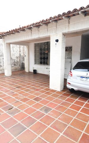 Casa para alugar com 245m², 2 quartos e sem vagaGaragem