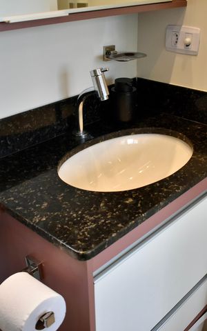 Apartamento à venda com 51m², 1 quarto e sem vagaBanheiro da Suíte