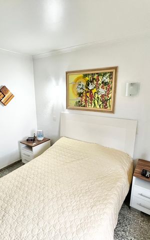 Apartamento à venda com 151m², 4 quartos e 2 vagas Apartamento à venda com 151m², 4 quartos e 2 vagasQuarto 3 - Suíte