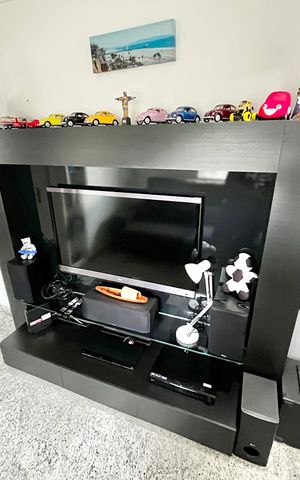 Apartamento à venda com 151m², 4 quartos e 2 vagas Apartamento à venda com 151m², 4 quartos e 2 vagasSala de TV