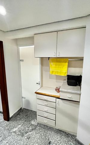 Apartamento à venda com 151m², 4 quartos e 2 vagas Apartamento à venda com 151m², 4 quartos e 2 vagasÁrea de Serviço