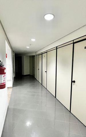Apartamento à venda com 151m², 4 quartos e 2 vagas Apartamento à venda com 151m², 4 quartos e 2 vagasQuarto de Serviço