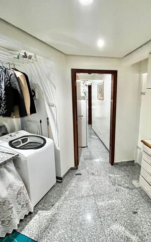 Apartamento à venda com 151m², 4 quartos e 2 vagas Apartamento à venda com 151m², 4 quartos e 2 vagasÁrea de Serviço