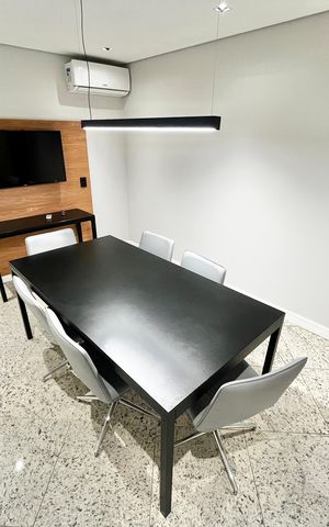 Apartamento à venda com 151m², 4 quartos e 2 vagas Apartamento à venda com 151m², 4 quartos e 2 vagasCoWorking