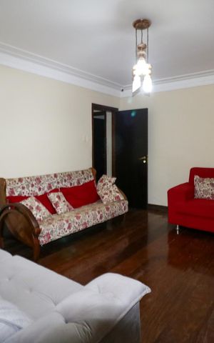 Casa à venda com 700m², 20 quartos e 8 vagas Casa à venda com 700m², 20 quartos e 8 vagasSala 1