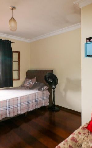 Casa à venda com 700m², 20 quartos e 8 vagas Casa à venda com 700m², 20 quartos e 8 vagasSuíte 1