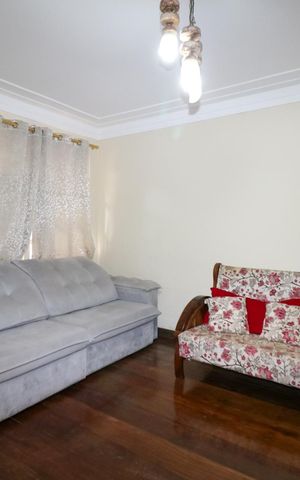 Casa à venda com 700m², 20 quartos e 8 vagas Casa à venda com 700m², 20 quartos e 8 vagasSala 1