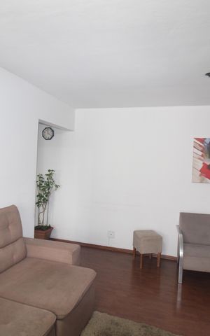 Apartamento à venda com 64m², 2 quartos e 1 vagaSala