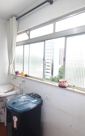 Apartamento à venda com 64m², 2 quartos e 1 vagaÁrea de Serviço