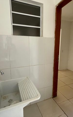 Casa de condomínio para alugar com 77m², 3 quartos e 2 vagas