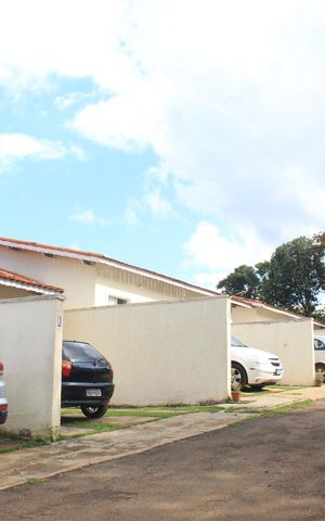 Casa de condomínio para alugar com 77m², 3 quartos e 2 vagas