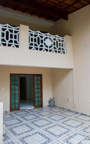 Casa à venda com 350m², 5 quartos e 2 vagasÁrea externa