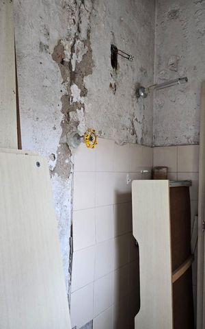 Casa à venda com 187m², 3 quartos e 2 vagas Casa à venda com 187m², 3 quartos e 2 vagasBanheiro de Serviço