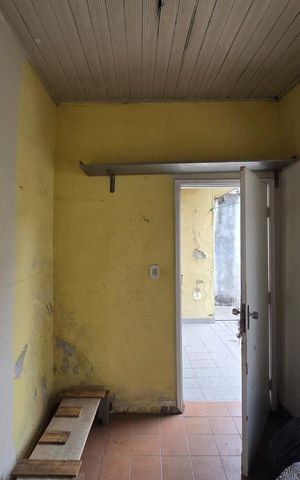 Casa à venda com 187m², 3 quartos e 2 vagas Casa à venda com 187m², 3 quartos e 2 vagasQuarto de Serviço