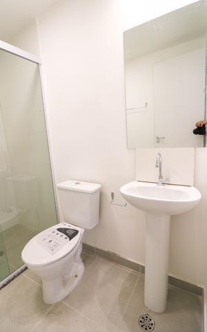 Studio para alugar com 25m², 1 quarto e sem vaga Studio para alugar com 25m², 1 quarto e sem vagaBanheiro