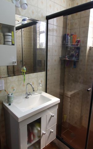 Apartamento à venda com 77m², 2 quartos e 1 vagaBanheiro Social