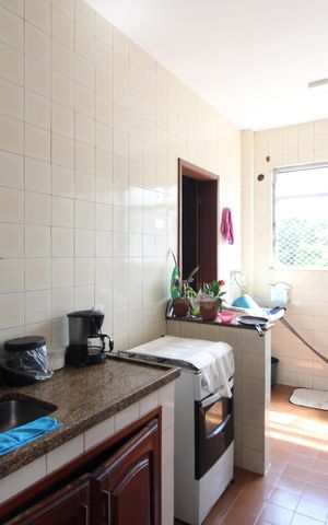 Apartamento à venda com 77m², 2 quartos e 1 vagaCozinha