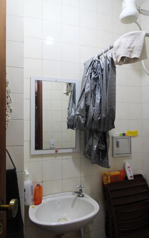 Apartamento à venda com 77m², 2 quartos e 1 vagaBanheiro de Serviço
