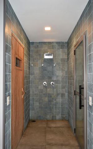 Apartamento à venda com 44m², 1 quarto e 1 vagaDucha saunas