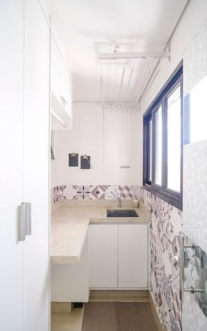 Apartamento à venda com 74m², 2 quartos e 2 vagasÁrea de serviço