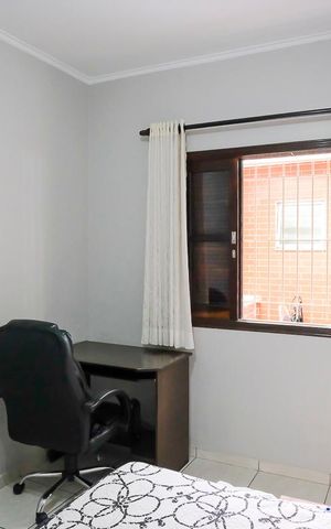 Casa à venda com 129m², 2 quartos e 2 vagasQuarto 2