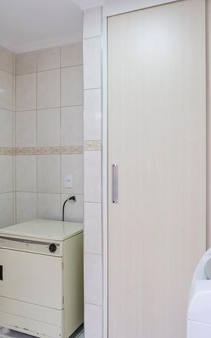 Casa à venda com 129m², 2 quartos e 2 vagasÁrea de serviço
