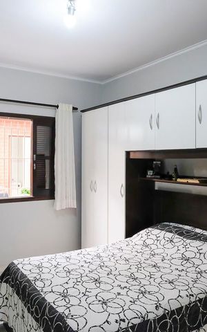 Casa à venda com 129m², 2 quartos e 2 vagasQuarto 2