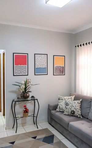 Casa à venda com 129m², 2 quartos e 2 vagasSala