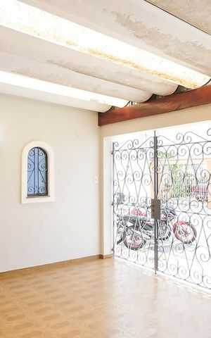 Casa à venda com 129m², 2 quartos e 2 vagasGaragem