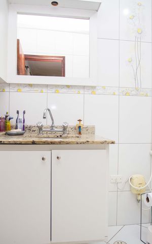 Casa à venda com 245m², 4 quartos e 2 vagasBanheiro da Suíte