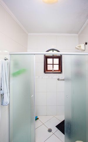 Casa à venda com 245m², 4 quartos e 2 vagasBanheiro Social