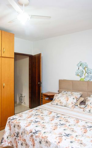 Casa à venda com 245m², 4 quartos e 2 vagasQuarto Suíte