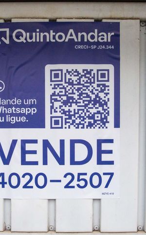 Casa à venda com 245m², 4 quartos e 2 vagasPlaquinha