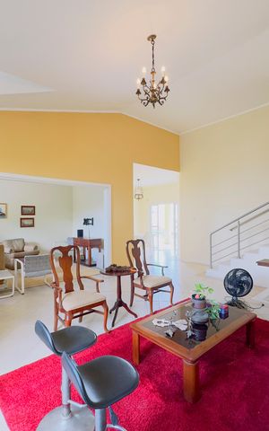 Casa de condomínio para alugar com 384m², 4 quartos e 6 vagas
