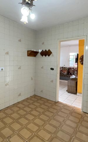 Casa para alugar com 120m², 2 quartos e sem vaga