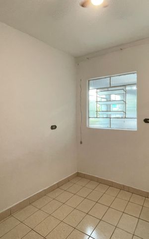 Casa para alugar com 120m², 2 quartos e sem vaga