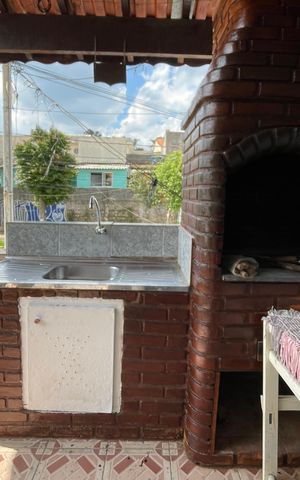 Casa para alugar com 120m², 2 quartos e sem vaga