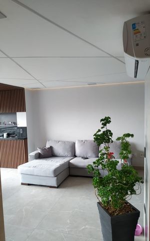 Apartamento à venda com 65m², 2 quartos e 1 vaga Apartamento à venda com 65m², 2 quartos e 1 vagaSala