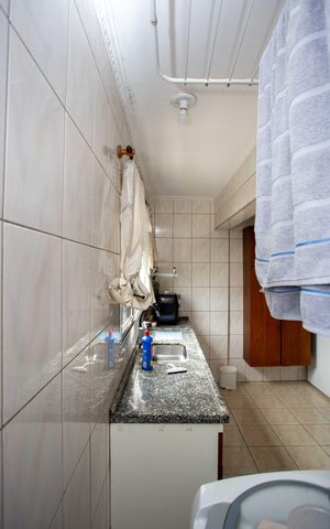 Casa à venda com 257m², 5 quartos e 1 vagaÁrea de Serviço Casa 3