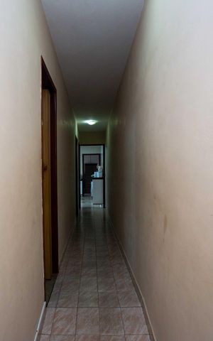 Casa à venda com 257m², 5 quartos e 1 vagaCorredor