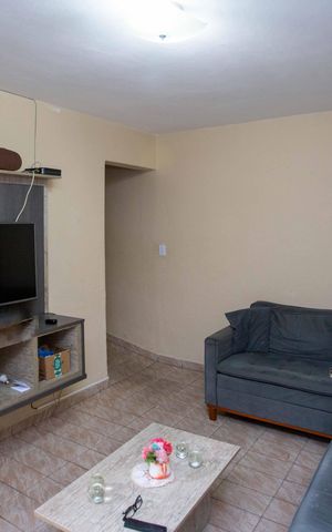 Casa à venda com 257m², 5 quartos e 1 vagaSala Casa 2