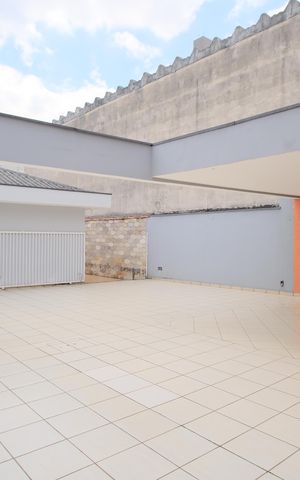 Casa à venda com 280m², 6 quartos e 12 vagasQuintal