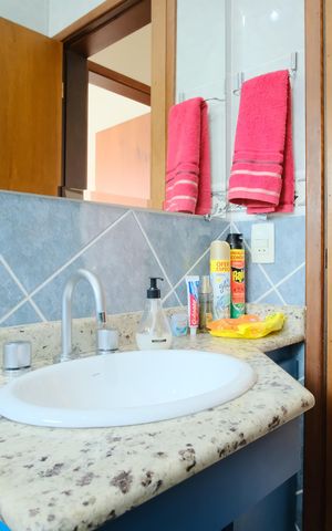 Casa à venda com 280m², 6 quartos e 12 vagasCasa 1 Banheiro Social