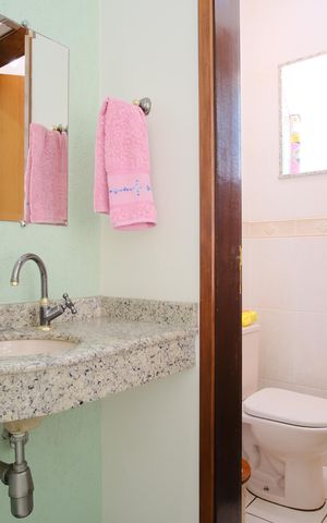 Casa à venda com 280m², 6 quartos e 12 vagasCasa 1 Lavabo