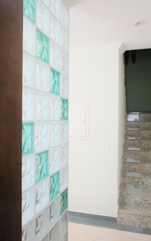 Casa à venda com 280m², 6 quartos e 12 vagasCasa 1 Lavabo