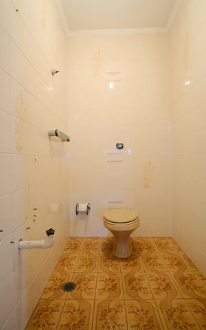 Casa à venda com 280m², 6 quartos e 12 vagasCasa 2 Lavabo
