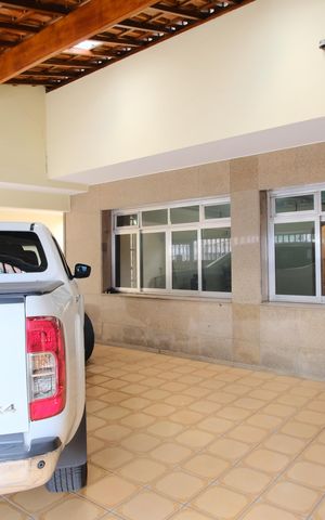 Casa à venda com 280m², 6 quartos e 12 vagasGaragem