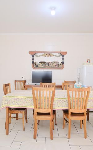 Casa à venda com 280m², 6 quartos e 12 vagasCasa 1 Cozinha